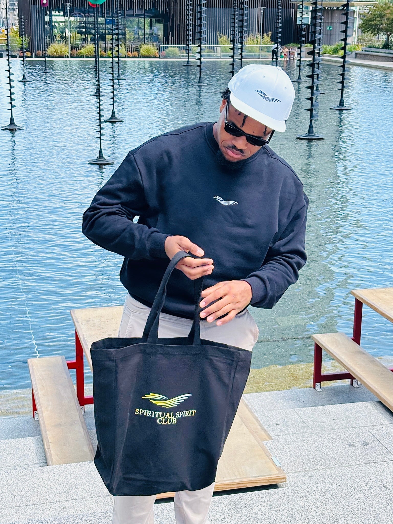 TOTE-BAG